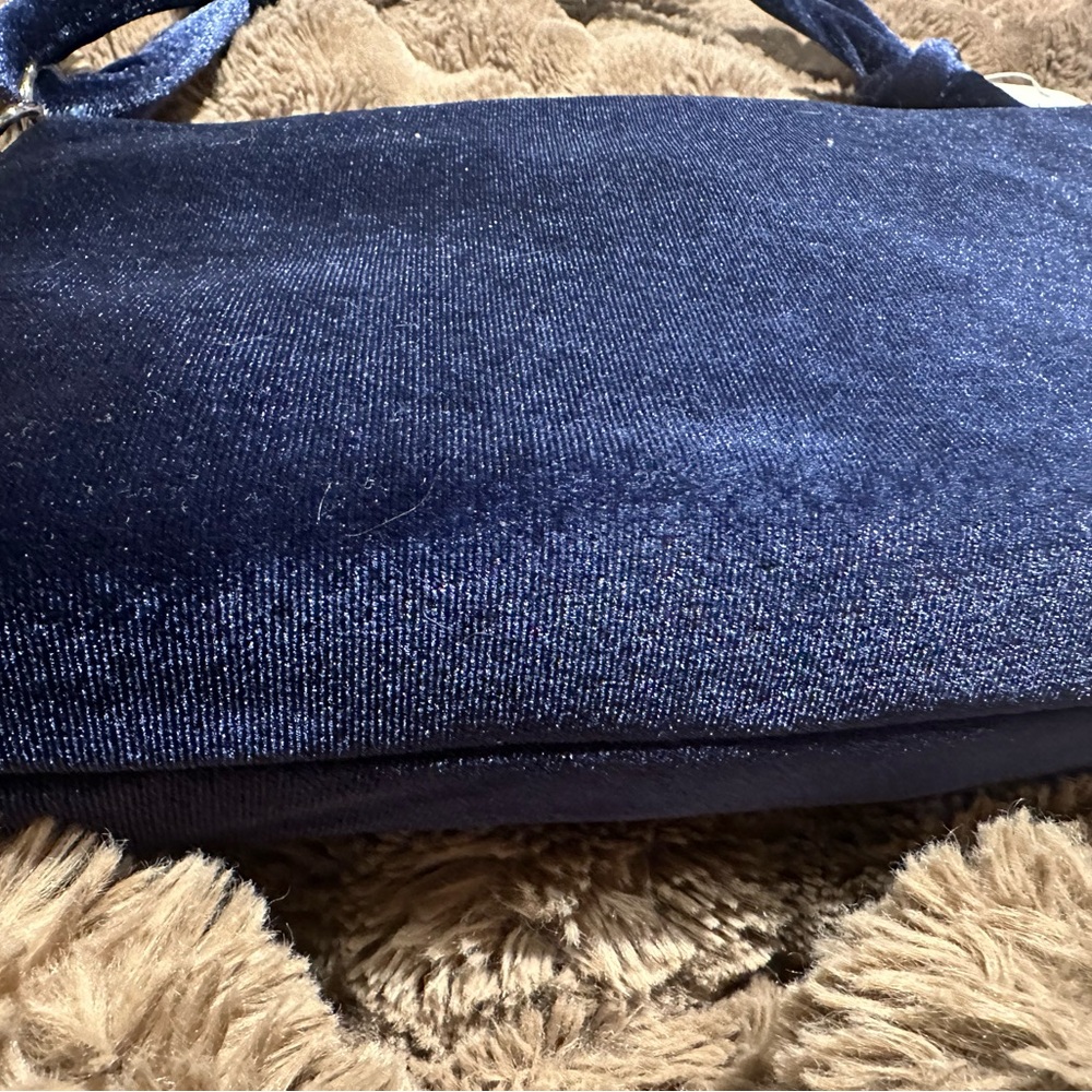 Sasha Navy Velvet Clutch - Picture 2 of 8